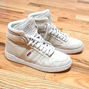 Levi's Hightop Sneakers